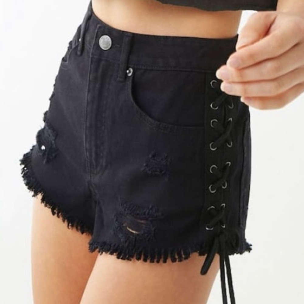 Forever 21 Distressed Lace-Up Black Denim Shorts Size 27 NWT